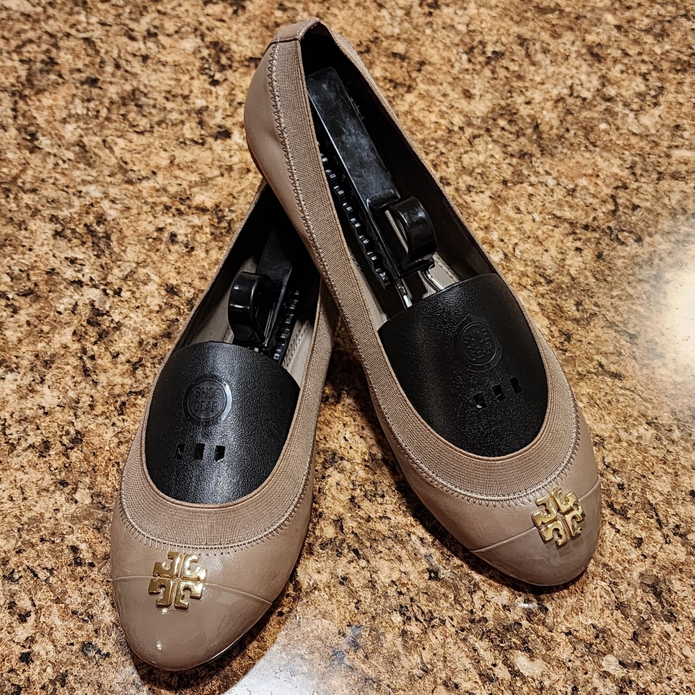 TORY BURCH "Jolie" Ballet Flats - French Gray (Taupe) - Size 7